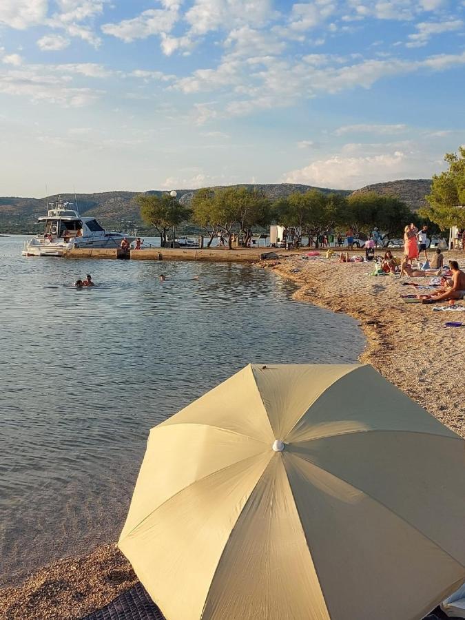 Apartman Luka Jadrtovac Exterior foto