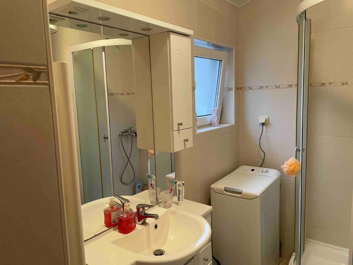 Apartman Luka Jadrtovac Exterior foto